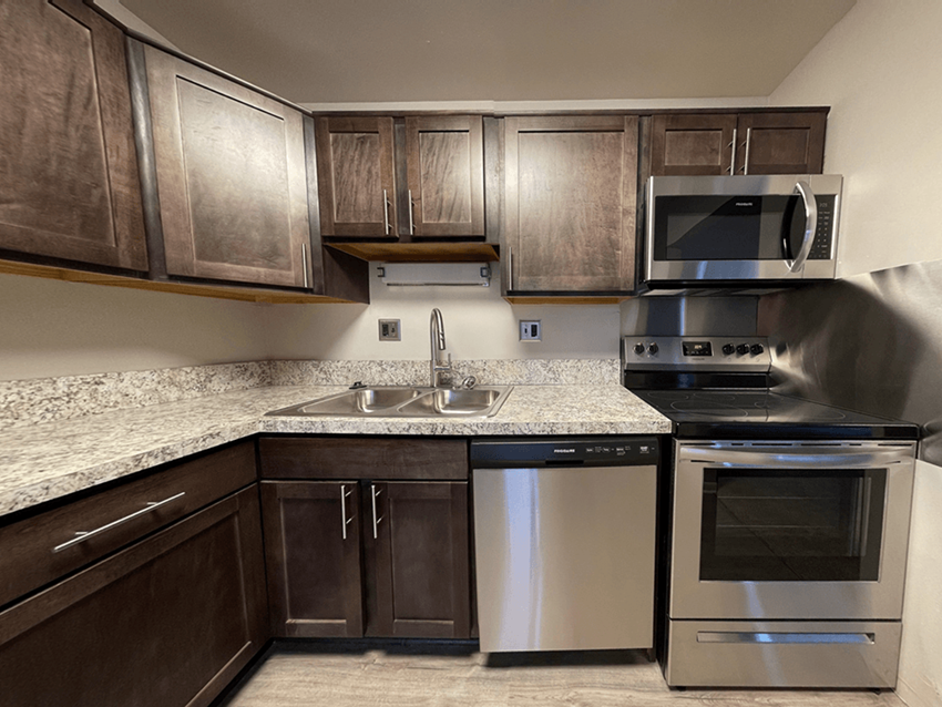 Chateau Riviera Apartments, 22316 La Seine St., Southfield, MI RentCafe